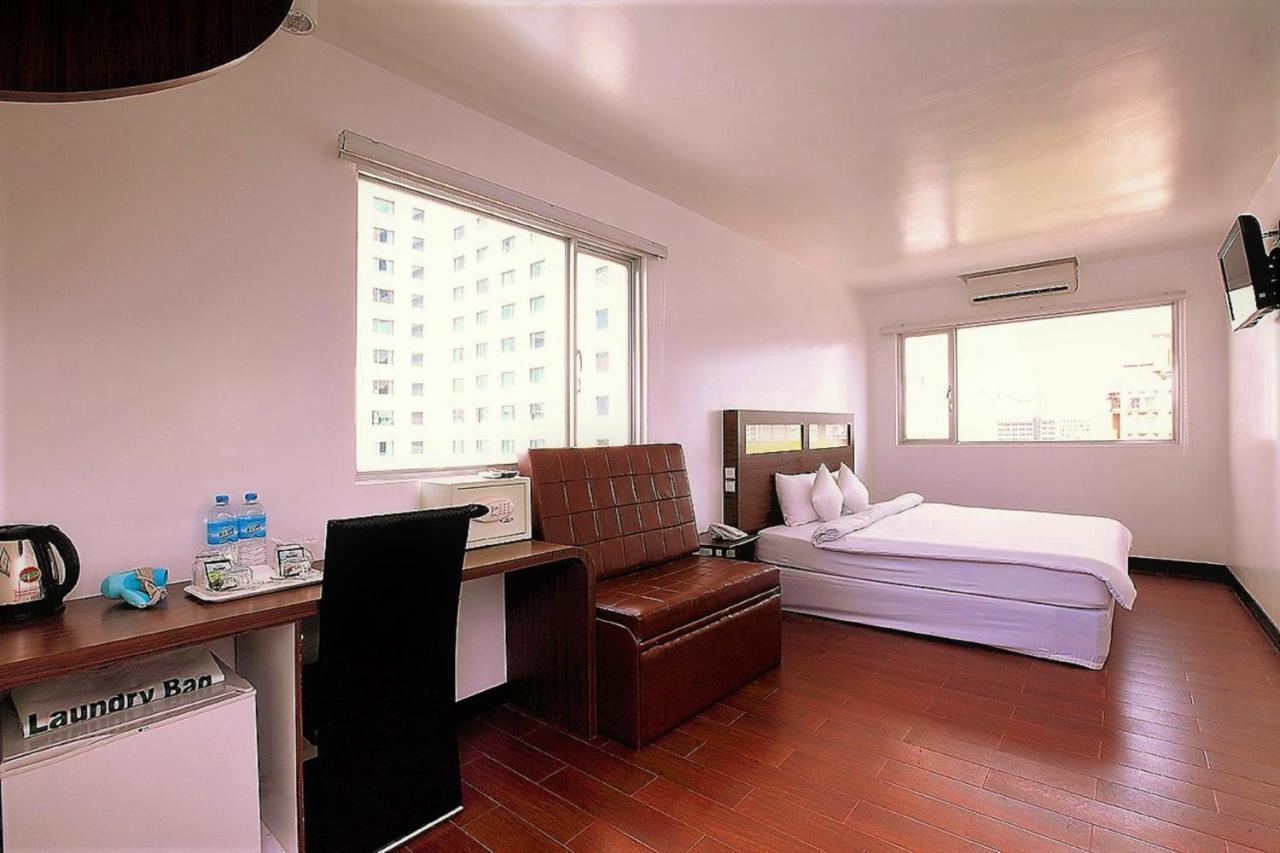 Clover City Center Hotel Yangon Exterior foto